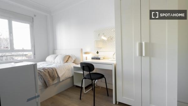 Alquiler en Madrid, barrio Tetuán - Colive FR30