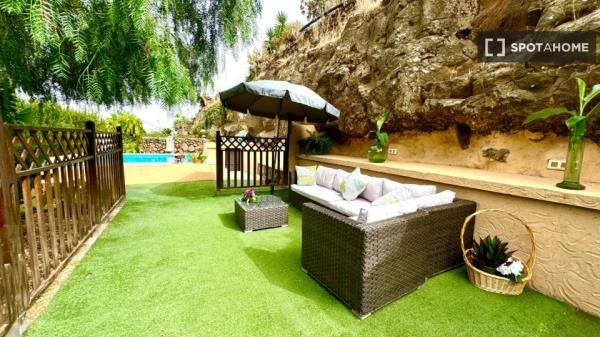 2-bedroom apartment for rent in Santa Cruz de Tenerife.