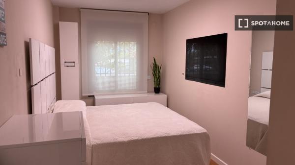 Studio for rent in San Vicente, Seville.