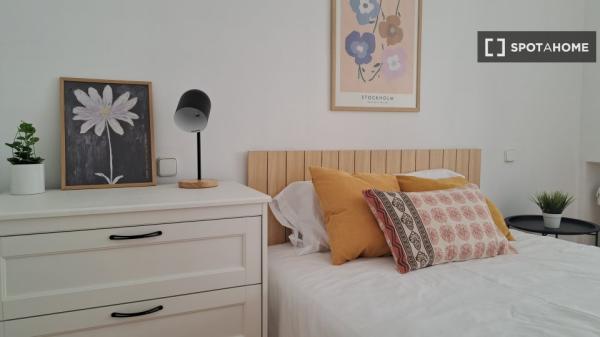 Se alquila habitación en Paseo de la Castellana