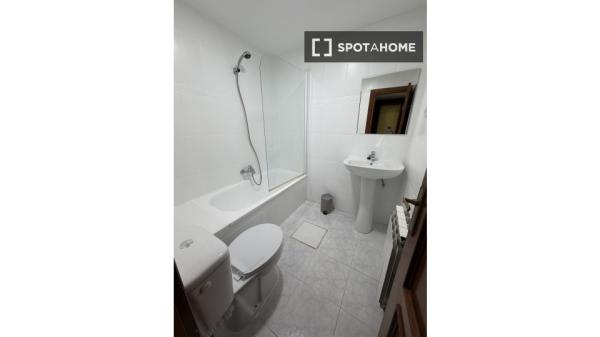 4-bedroom apartment for rent in Casco Histórico de Vallecas