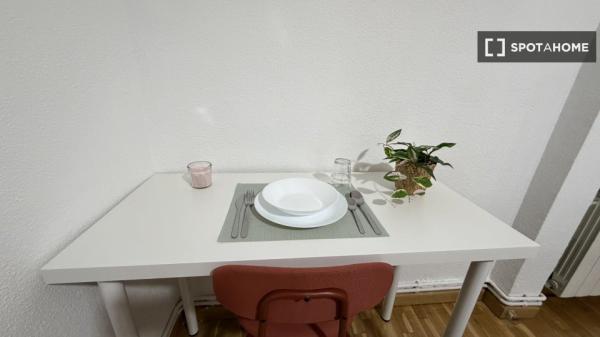 4-bedroom apartment for rent in Casco Histórico de Vallecas