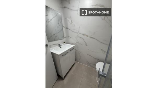 Zimmer in einer Wohngemeinschaft zu vermieten in Alcorcón