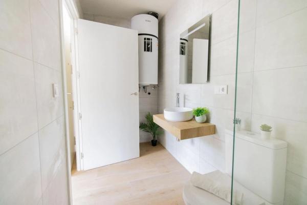 Estudio en avenida 9 d'Octubre, 40