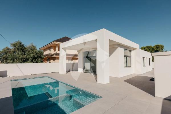 Chalet independiente en La Pobla de Vallbona