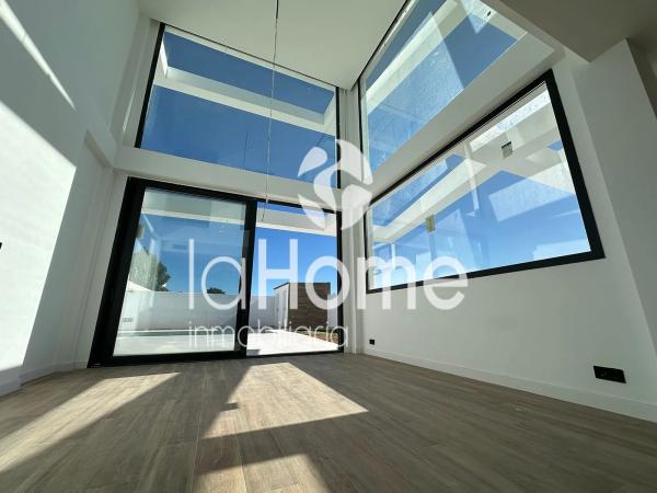 Chalet Independiente en San Antonio De Benageber