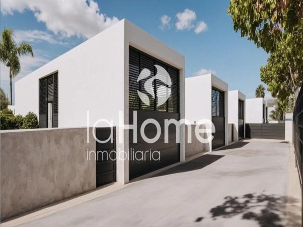 Casa independiente en calle 373, 4