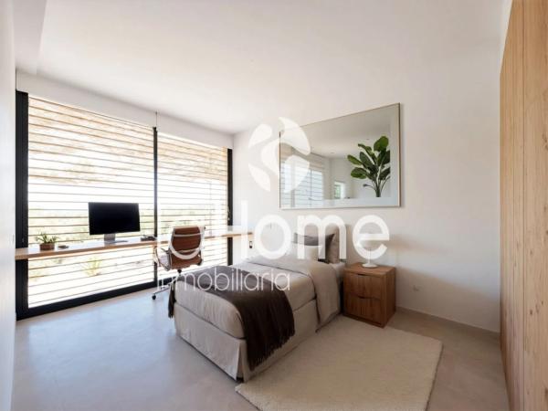 Casa independiente en calle 373, 4