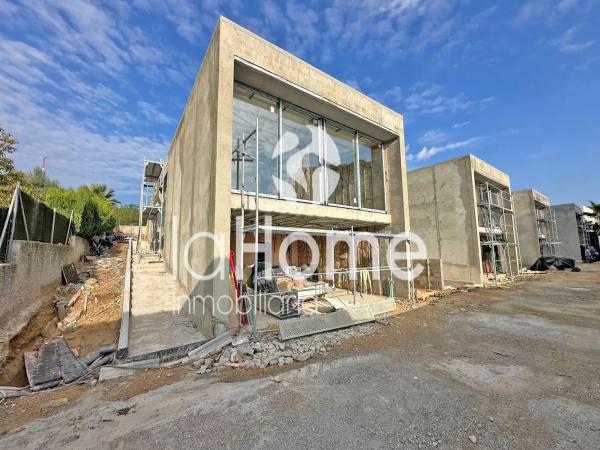 Casa independiente en calle 373, 4