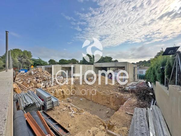 Casa independiente en calle 373, 4