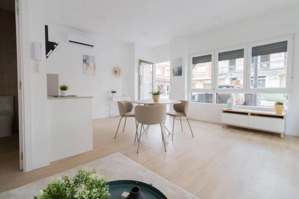 Estudio en calle San Antonio, 13