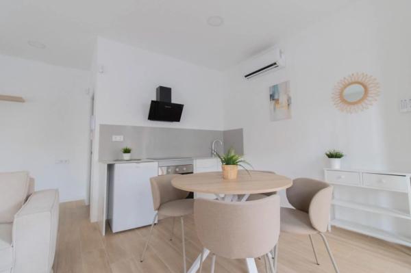 Estudio en calle San Antonio, 13