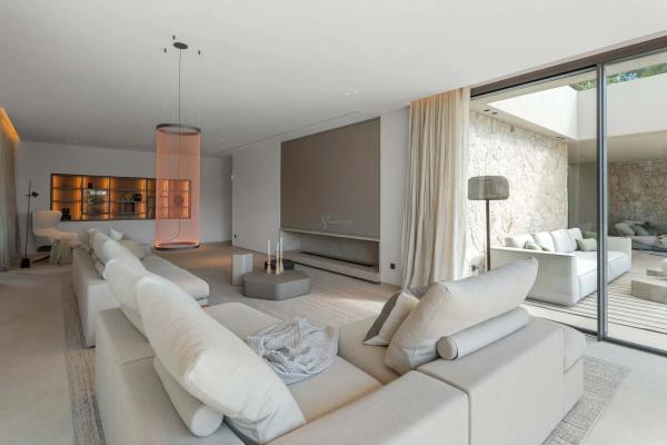 villa en la bahía de Cap Falcó