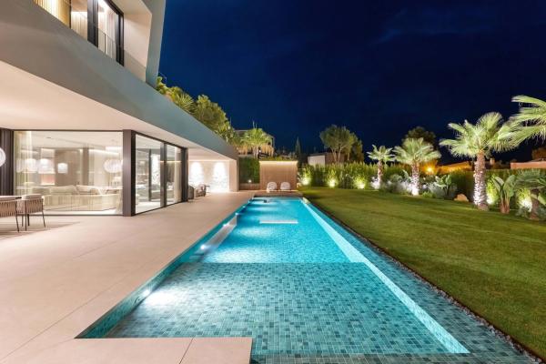 villa en la bahía de Cap Falcó