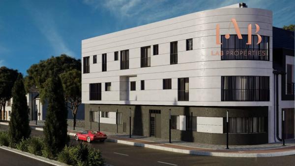 Avenida Reyes Católicos 121