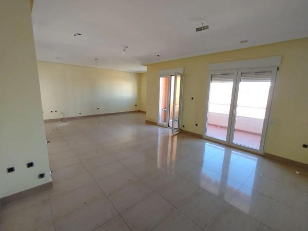 Piso en Barrio Puerto Deportivo