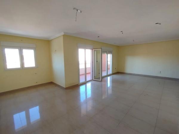 Piso en Barrio Puerto Deportivo