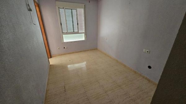 Piso en calle Santa Trinidad s/n