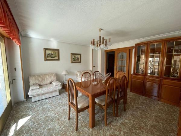 Piso en calle Caballero de Rodas