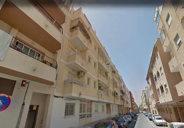 Piso en rambla Juan Mateo García