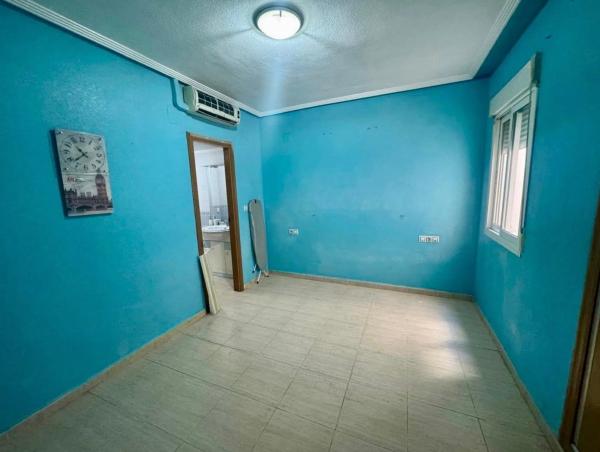 Piso en rambla Juan Mateo García