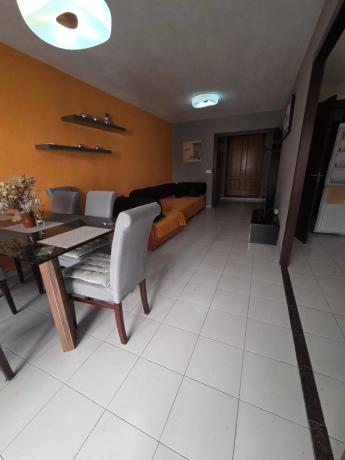 Piso en calle Villa Madrid