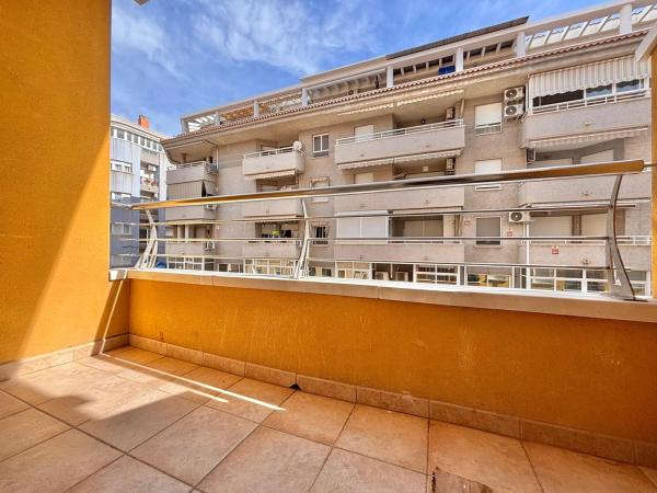 Piso en CL Villa Madrid