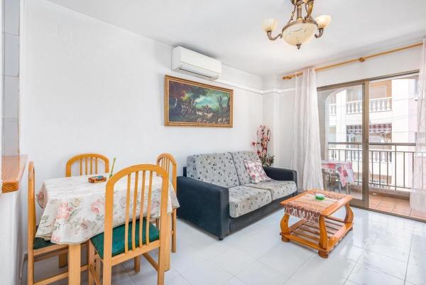 Piso en calle Villa Madrid