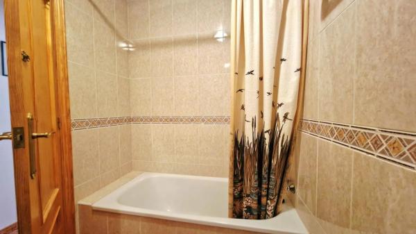 Piso en calle Villa Madrid