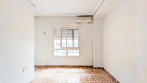 Piso en calle Ramón Gallud