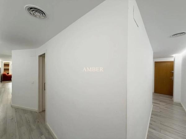 Piso en CL Campoamor, 25