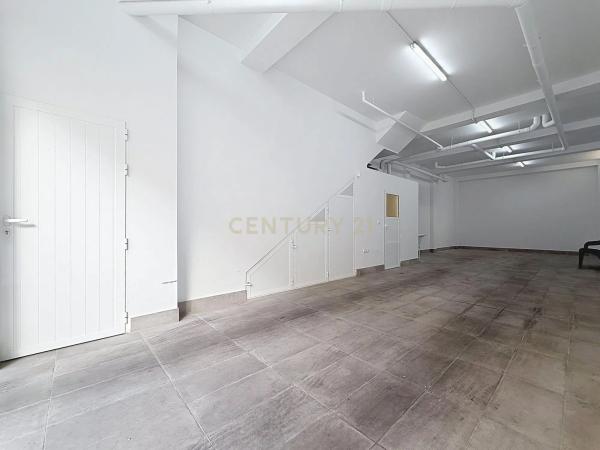 Piso en calle la Paz, 27