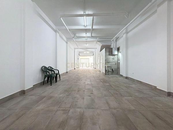 Piso en calle la Paz, 27