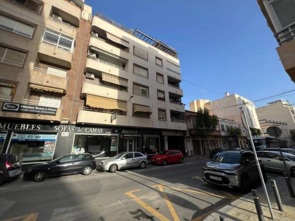 Piso en calle de Orihuela