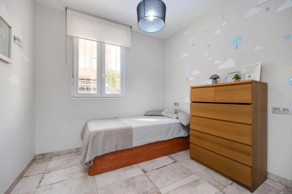 Chalet pareado en CL San Luis