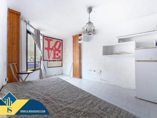 Estudio en Barrio Centro - Muelle Pesquero