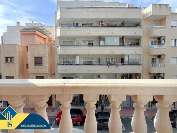 Piso en Barrio Parque de las Naciones