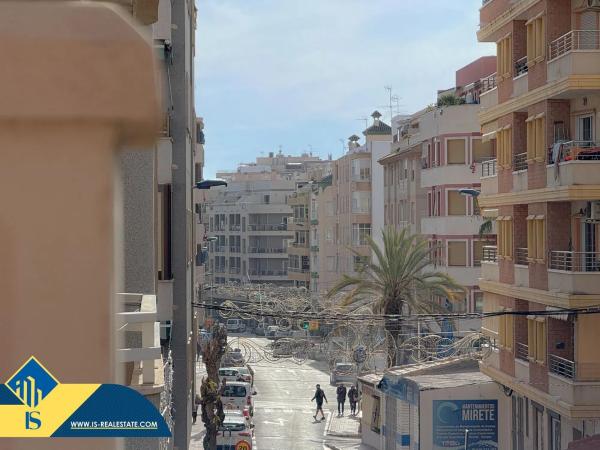Piso en Barrio Parque de las Naciones