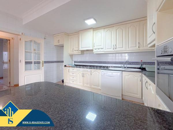 Piso en Barrio Centro - Muelle Pesquero