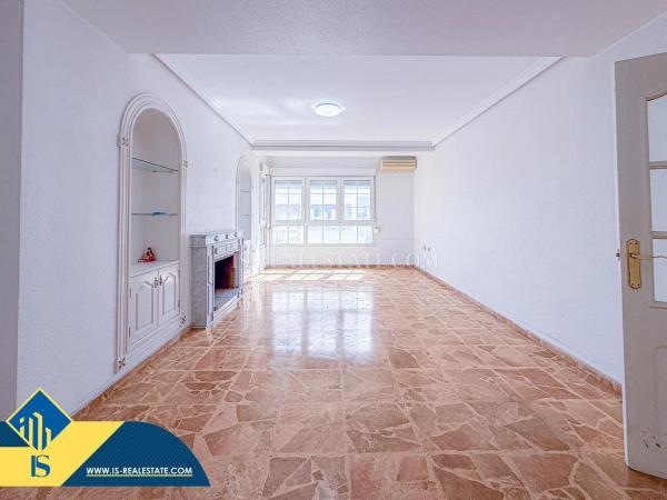 Piso en Barrio Centro - Muelle Pesquero