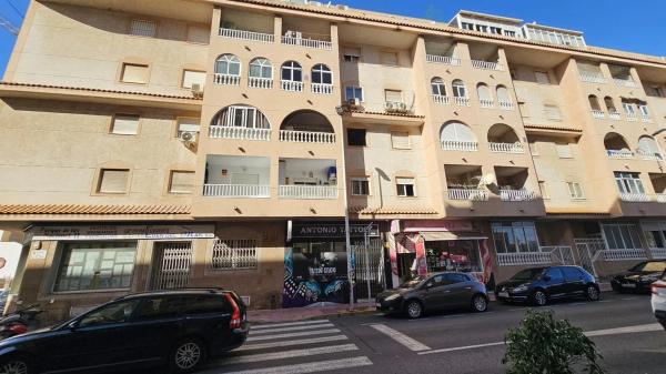 Piso en Barrio Parque de las Naciones