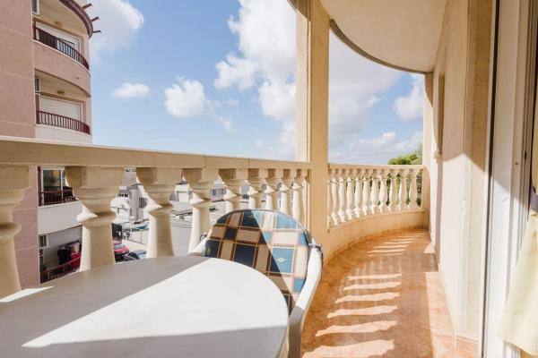 Piso en Barrio Parque de las Naciones