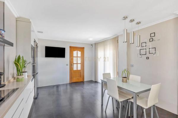 Piso en calle San Policarpo, 52