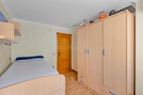 Piso en calle San Policarpo, 52