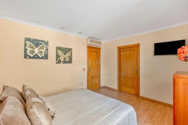 Piso en calle San Policarpo, 52