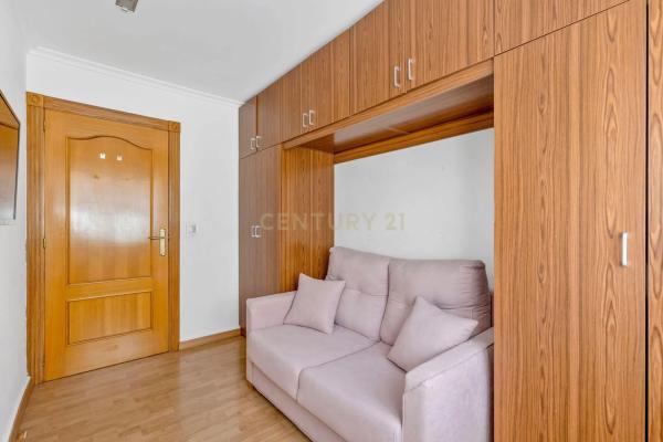 Piso en calle San Policarpo, 52