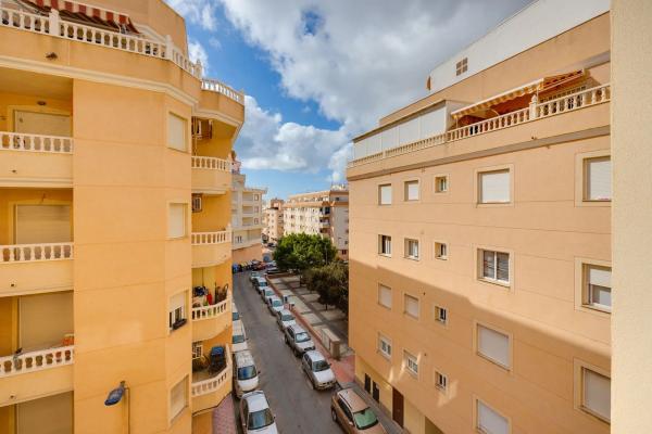 Piso en calle San Emigdio