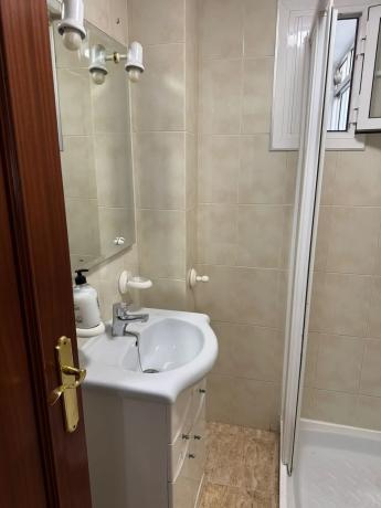 Piso en calle Bazan, 4