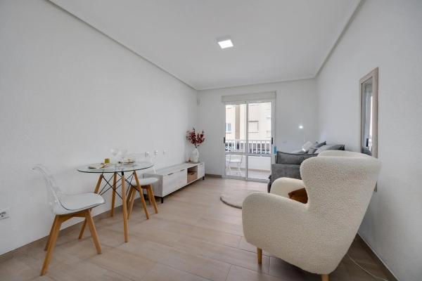 Piso en calle Villa Madrid