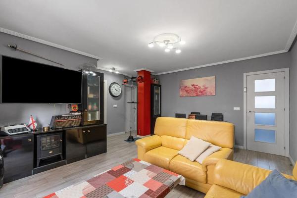 Piso en calle Unión Musical Torrevejense